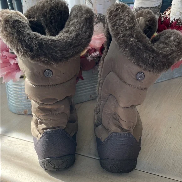 π The North Face Women's Goosedown Brown Winter Boots - Picture 8 of 8